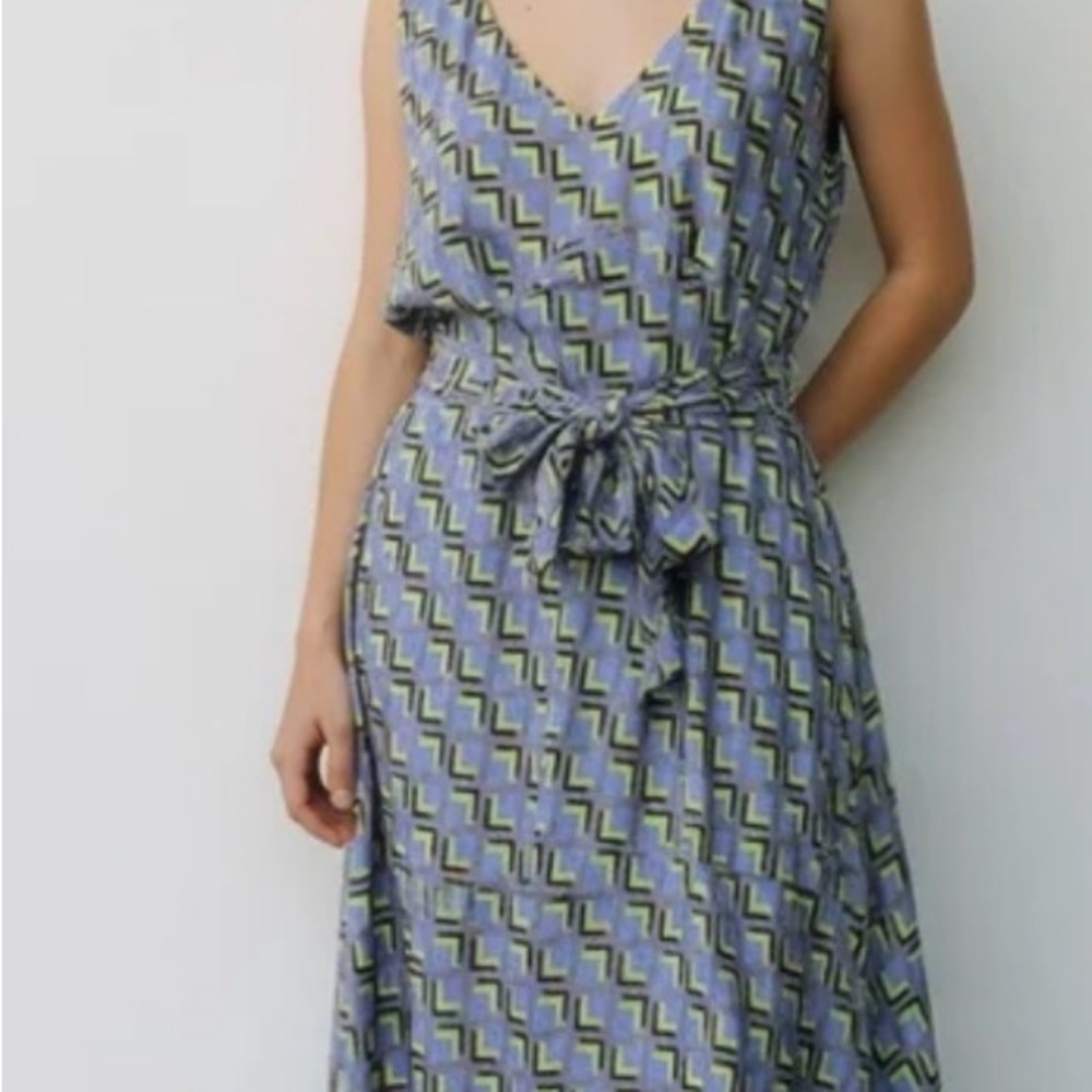 Wildfang Sleeveless V-Neck Wrap Dress in Lavender Geometric Print